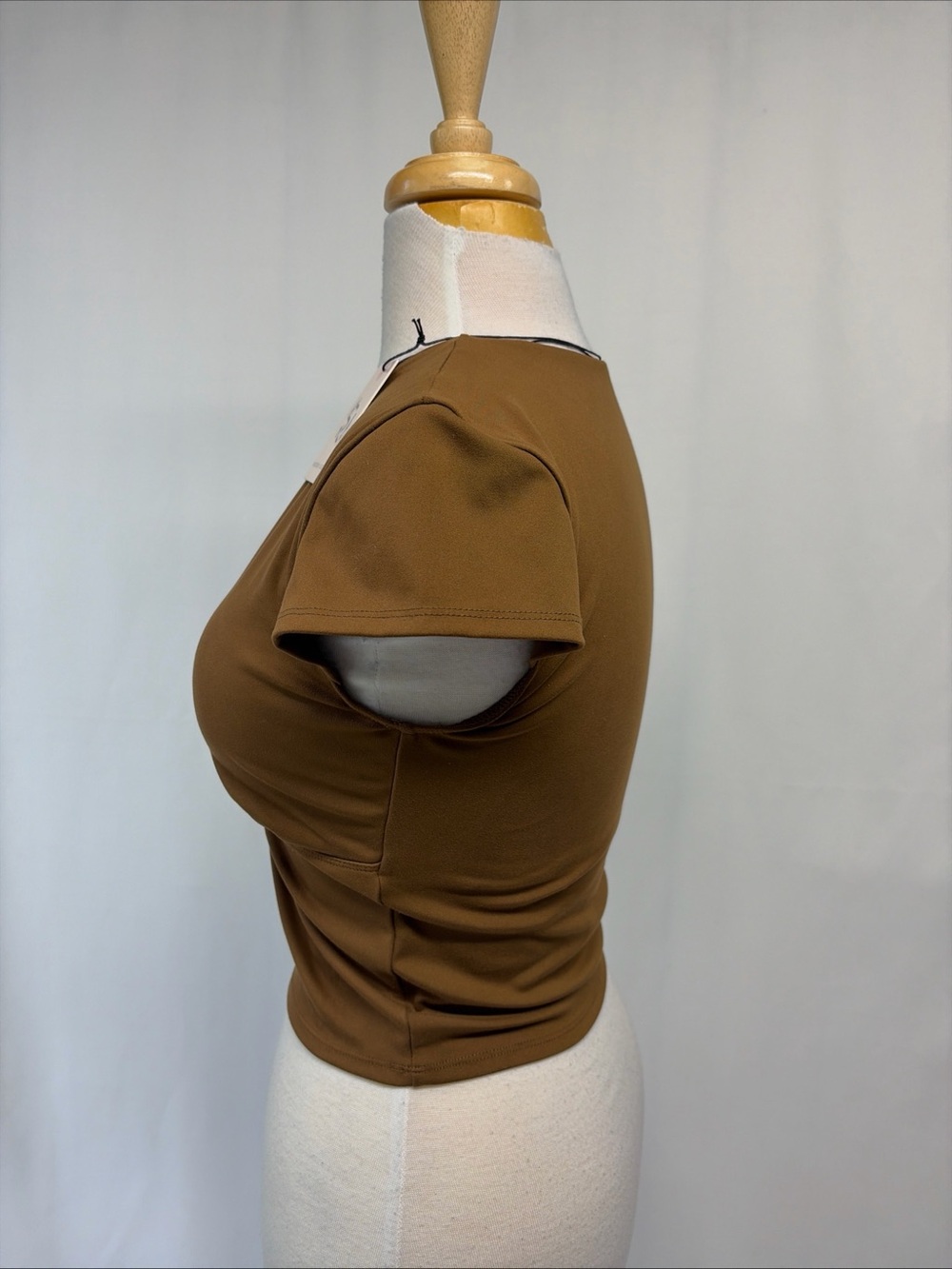 Sincerely Jules Active Women Sz Small Brown Crop Top V-Neck Capped Sleeve - Picture 6 of 11